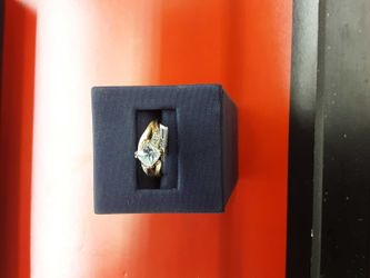 Yellow Gold 10k (.417) 2.4 grams Size 7.5