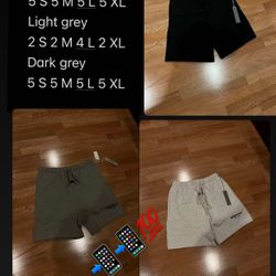 Essentials Shorts 