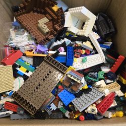 17lbs Of Lego Bulk With Minifigs