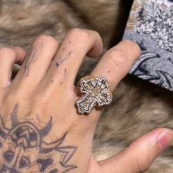 Moissanite Cross Ring 