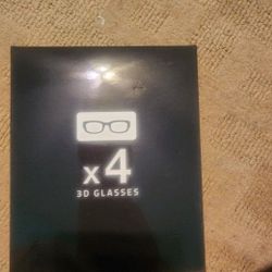 *NIB* Samsung 3D Glasses (4 Pair)