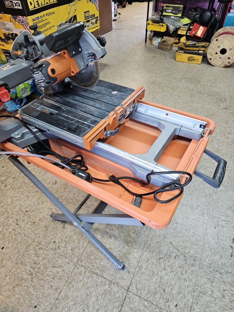 RIDGID 12 Amp 8 in. Blade Corded Wet Tile Saw with Extended Rip