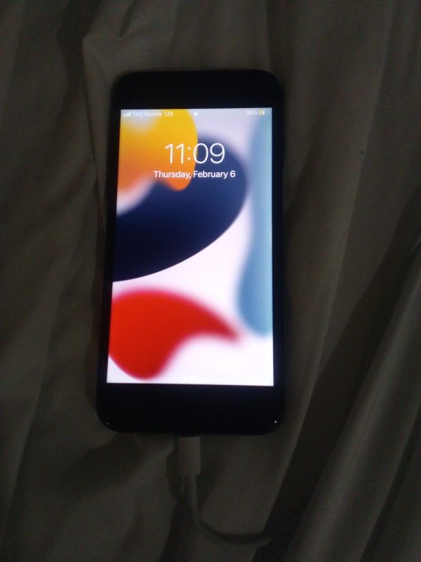 iPhone 7 Brand New .