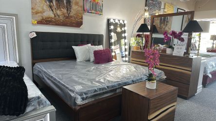 King 4 pc set