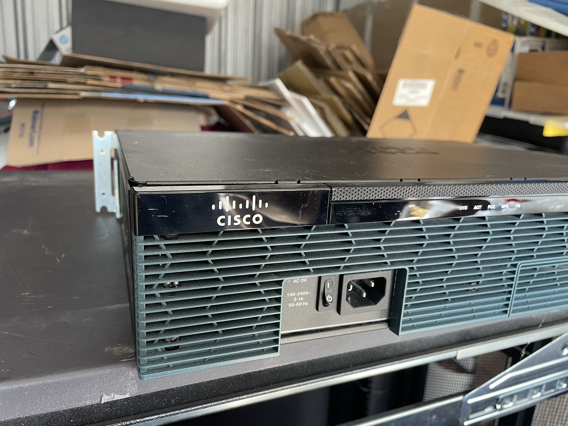 Cisco 2900 Series Model 2911 Integrated Services Router