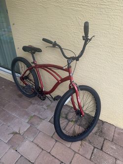 Red Huffy Cranbrook Cruiser Bike
