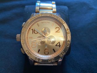 Nixon watch