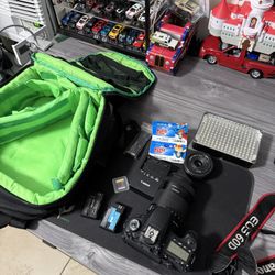 Canon Camera E0s 60d Great Condition 