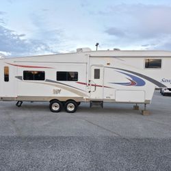 2008 Holiday Rambler Savoy LX Series M-32SKT 34FT triple slide out well insulated aluminum frame gel coat fiberglass aluminum wheels brand new tires, 