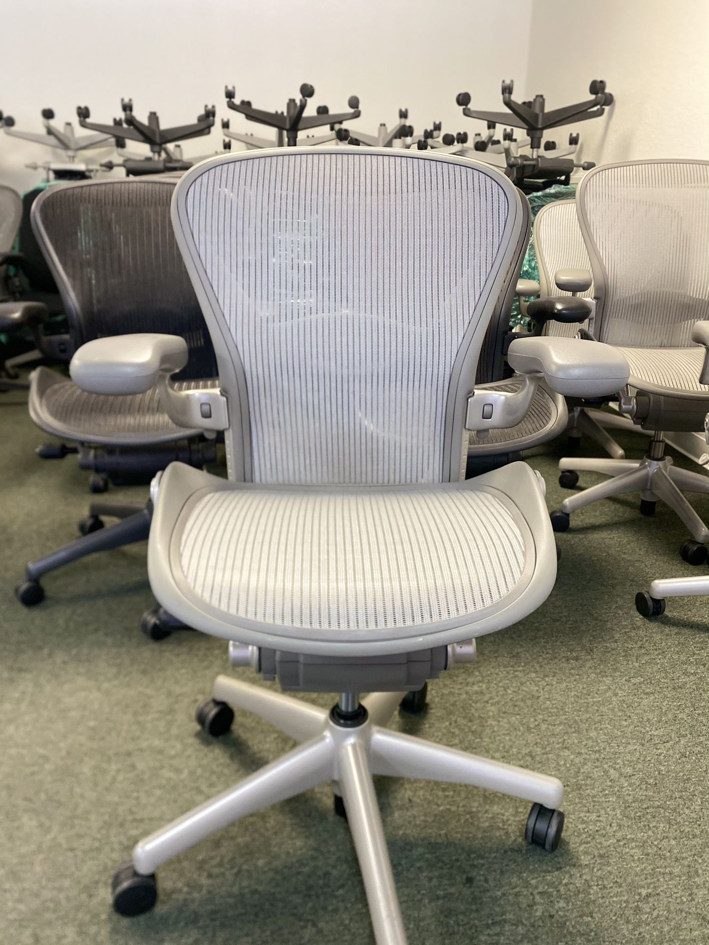 Herman Miller Classic Vs Remastered