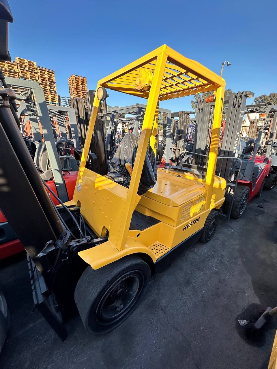 Hyster Forklift 3 Stages 6000 Lbs Sideshift Pneumatic