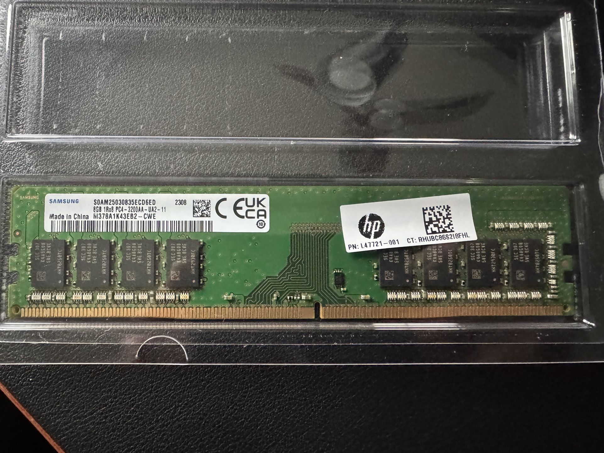 SAMSUNG 8GB DDR4 3200MHz Desktop RAM 1Rx8 PC4-3200AA M378A1K43EB2-CWE Original