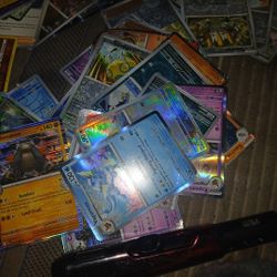 180 Near Mint Pokémon Card Collection Many Holos