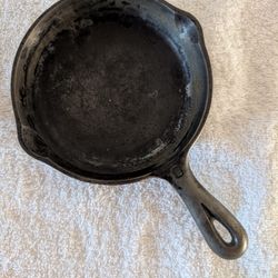 GRISWOLD CAST IRON 0 SKILLET /  PAN $200