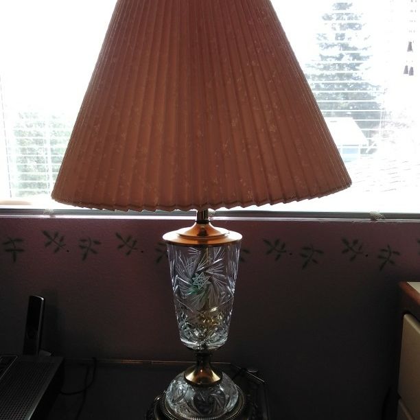 Vintage Crystal Beautiful Table Lamp With Solid Brass Base
