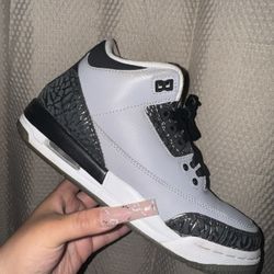 5.5 Youth Jordans 