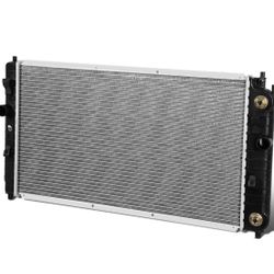 Radiador. 02-05 Pontiac Grand Am Chevy Malibu AT OE Style Alunimun Radiator