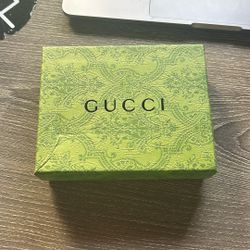 Gucci mens bi fold black leather wallet