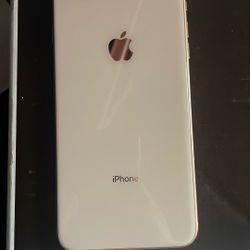 iPhone 8 Plus
