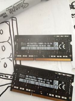 SK Hynix 4GB DDR3L SO-DIMM RAM (x2)