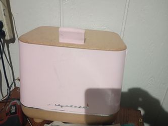 Mini fridge