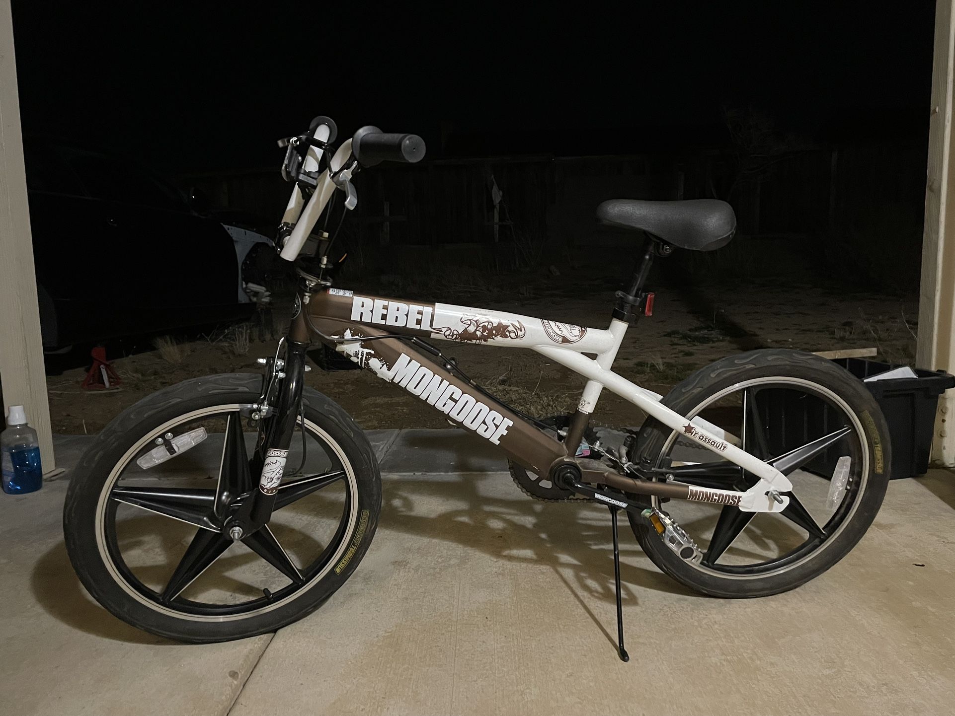 2007 Mongoose Rebel Air Assault BMW Bike