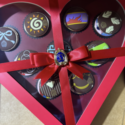 CLUB 33 SPECIAL VALENTINE DAYS CHOCOLATE PINS LE 300 MICKEY MOUSE STITCH