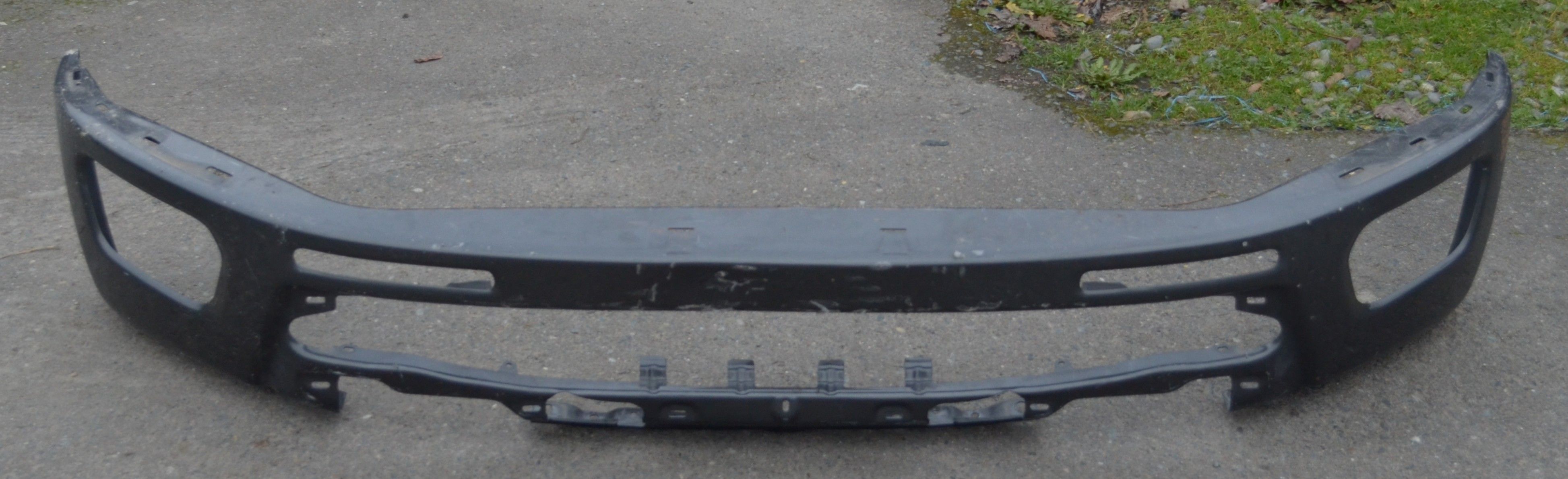 USED REF#M188 || 2019-2023 FORD RANGER || FRONT METAL BUMPER COVER ONLY