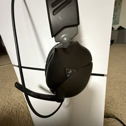 Digital Ps5 With Controller And Headset