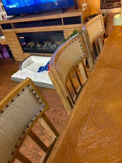 Dining table….. comedor