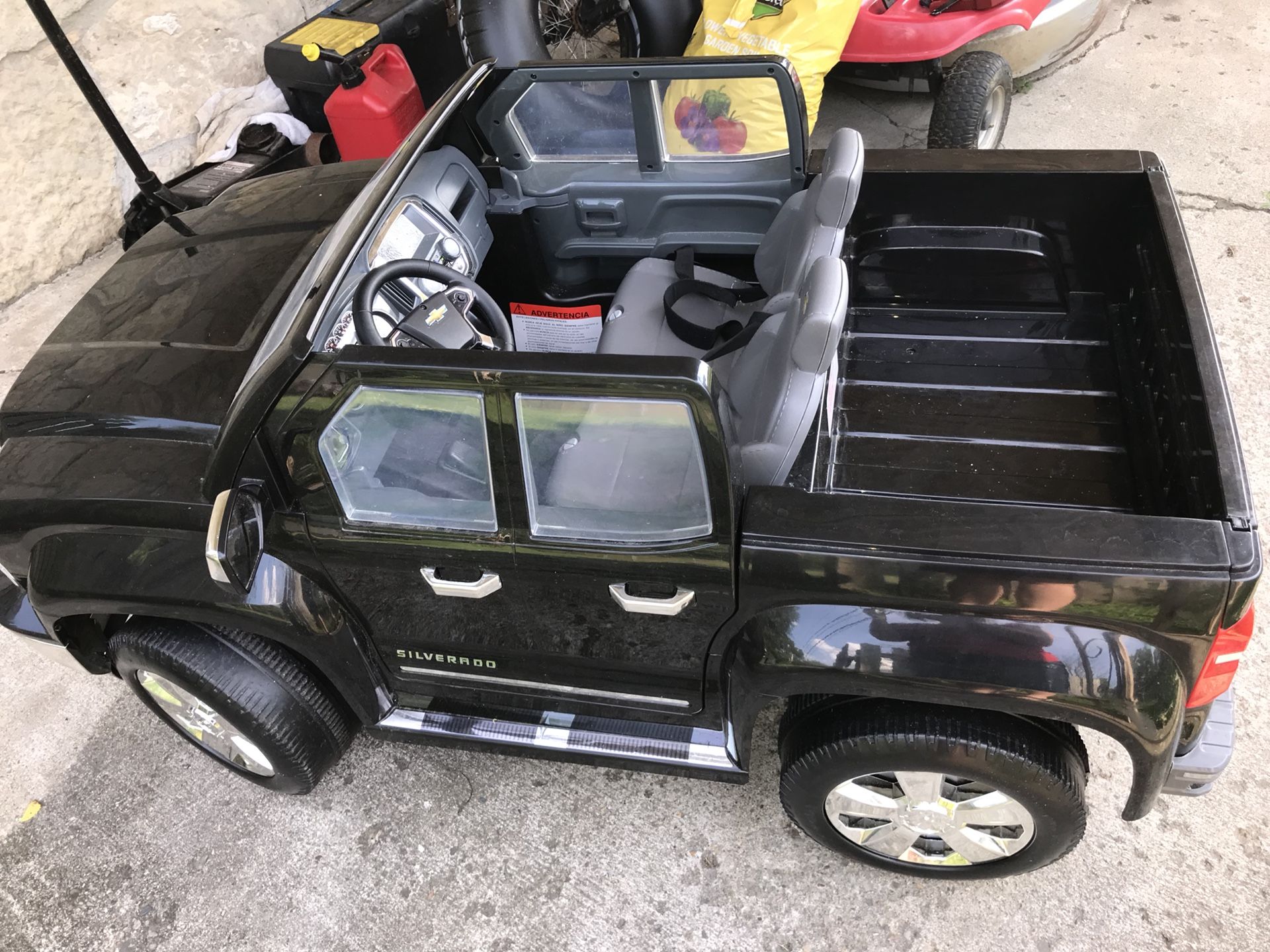 Rollplay chevy silverado 12 volt ride on hotsell