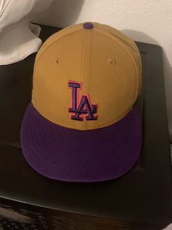 LA fitted baseball hat
