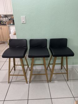 Dani Black Counter Height Stool