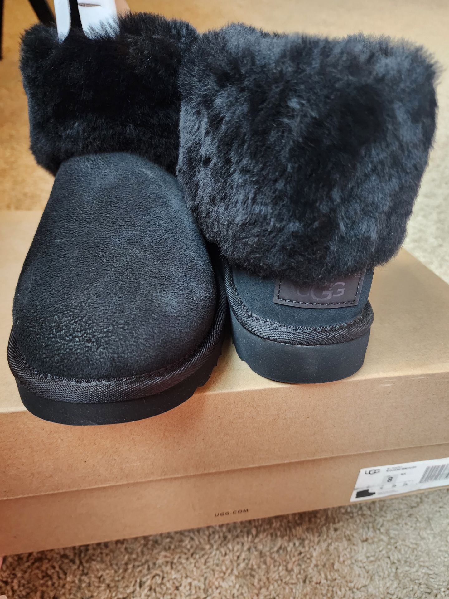 New Women Black ugg boots short with fur 8