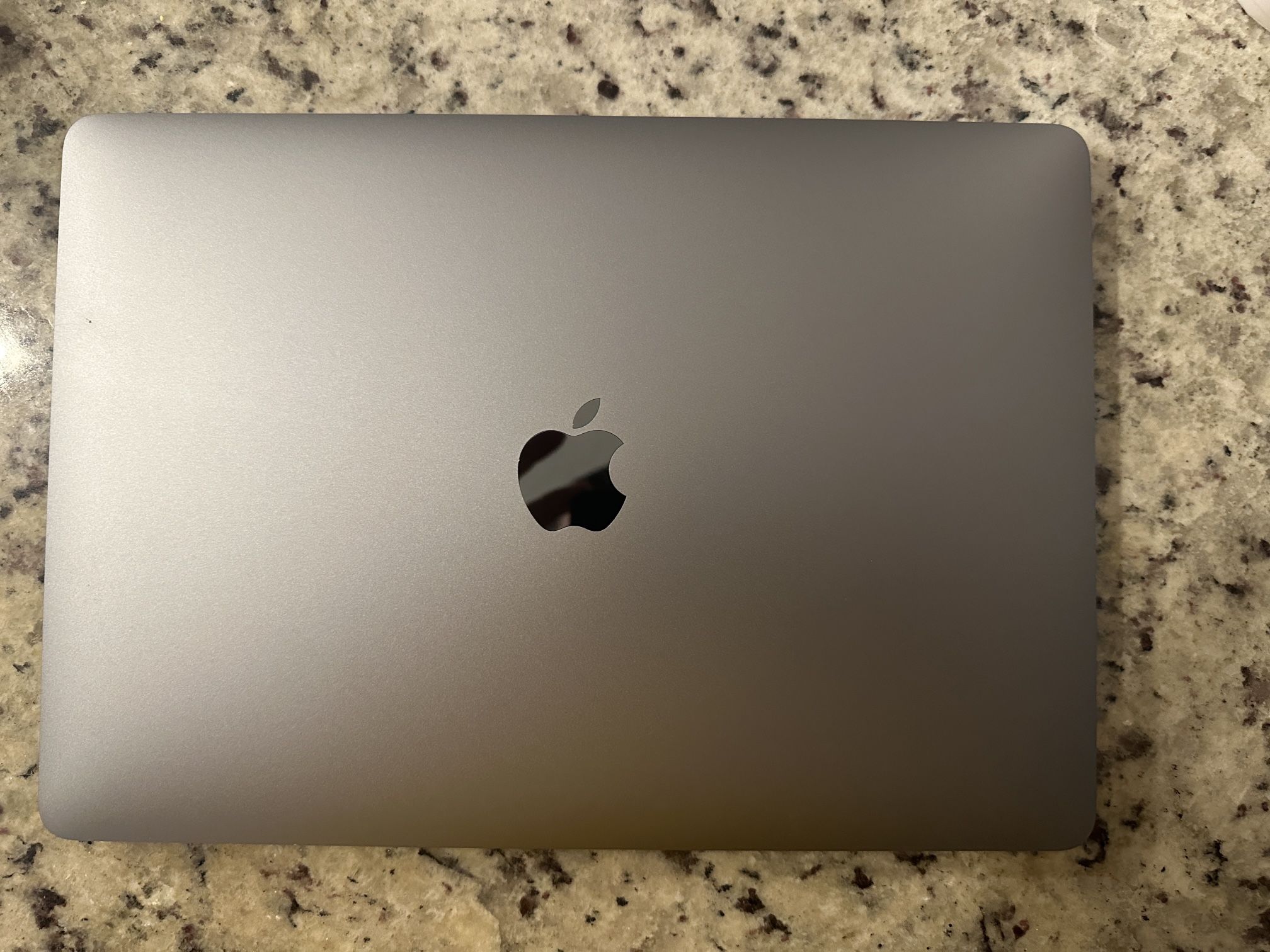 Apple MacBook Pro (512GB SSD, Intel Core i5 8th