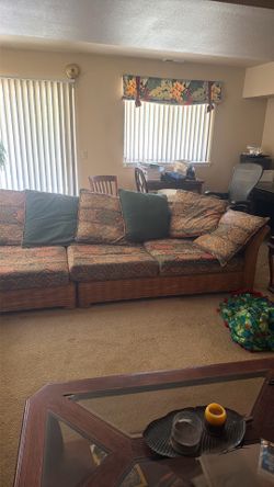 Wicker sectional