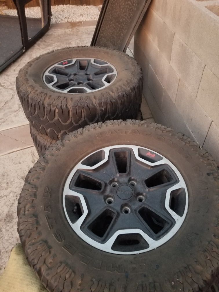 Jeep wrangler hardrock wheels