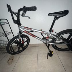 Bmx bike agitator