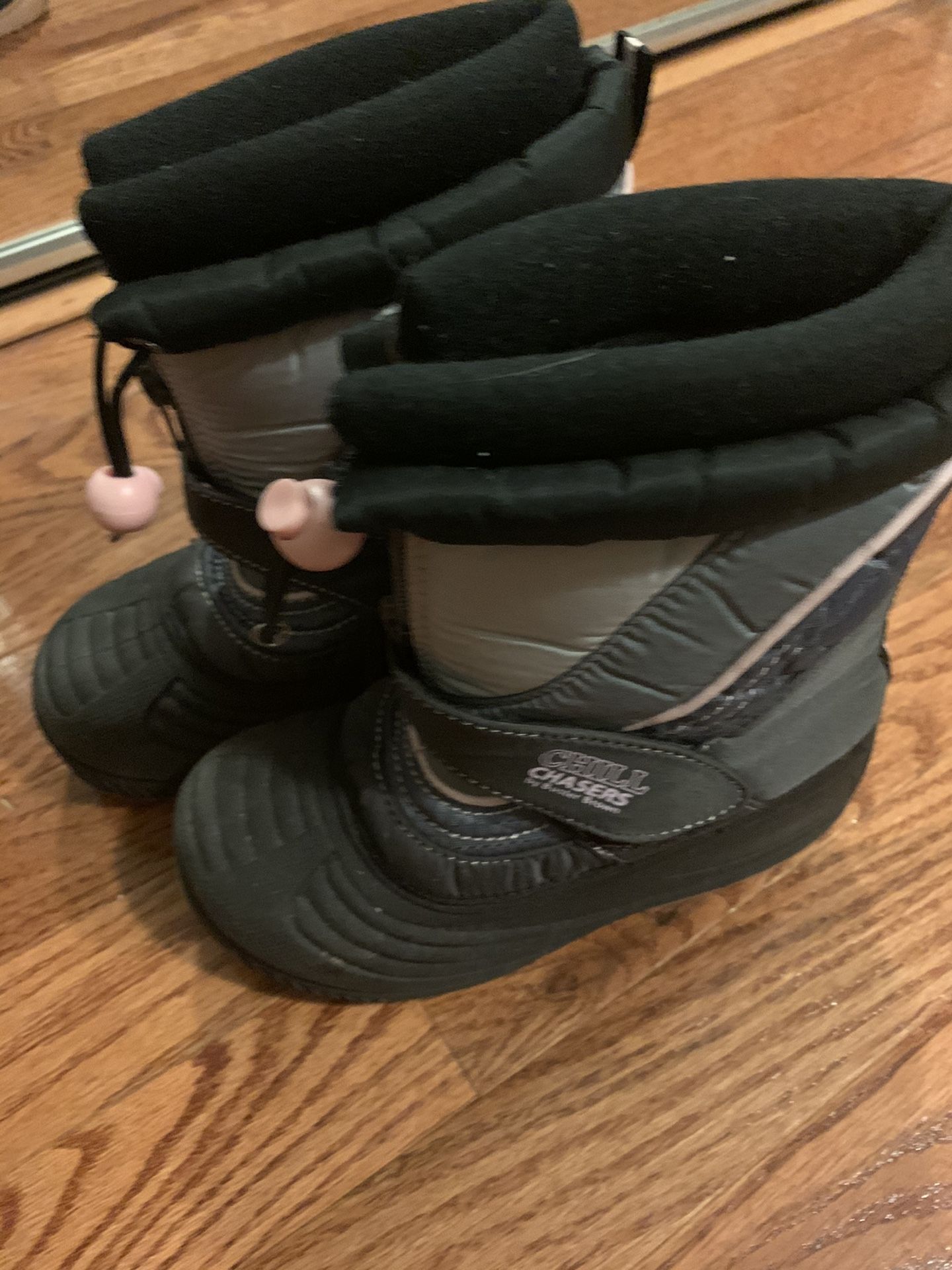 Girls winter boots size 11