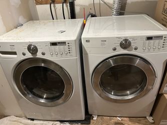 Washer Lg and dryer  both