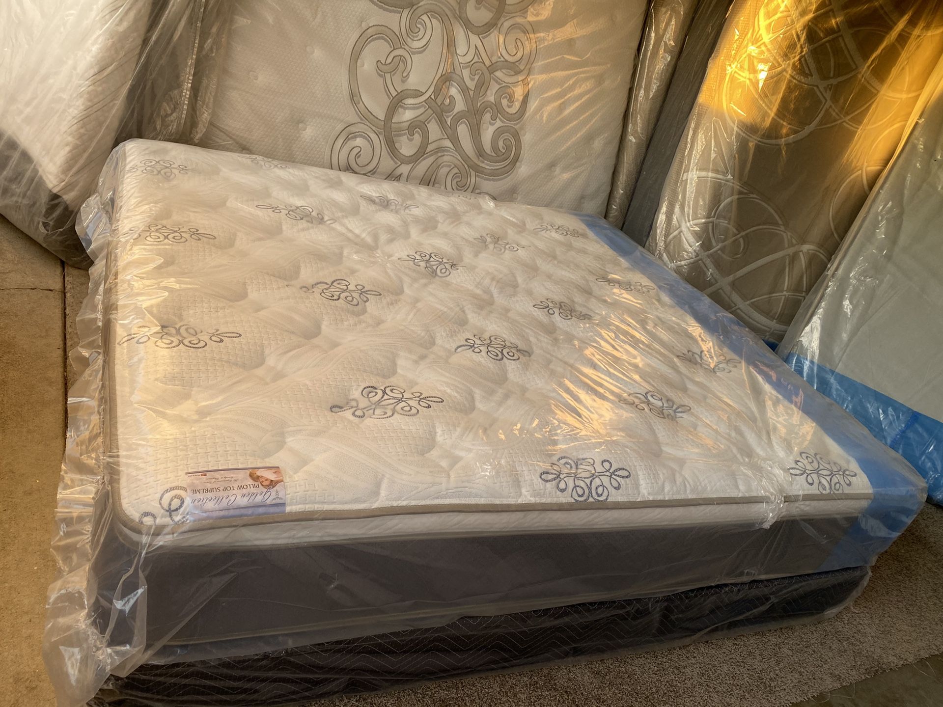 Cal king Size Mattress Pillow Top Brand New