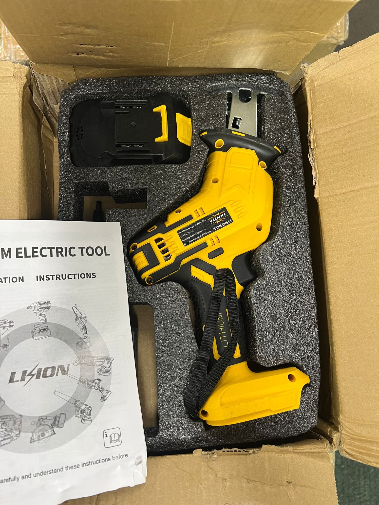 Cordless Reciprocating Saw