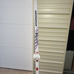 Germina Basic 2400 Skis