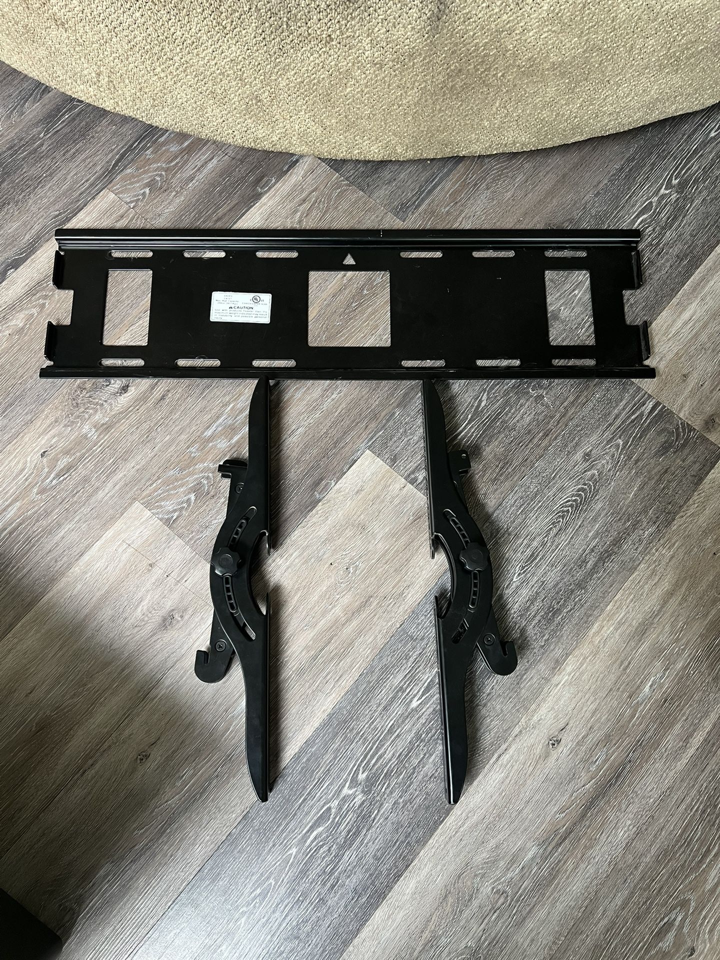 Fixed TV Wall Mount (tilting)