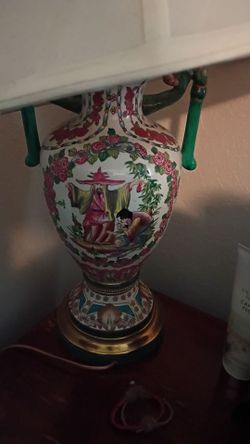 Chinese Famille Rose Porcelain Table Lamp