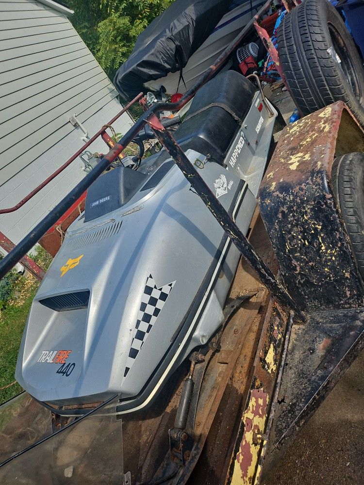 1973, John Deere, 440. Snowmobile pool start