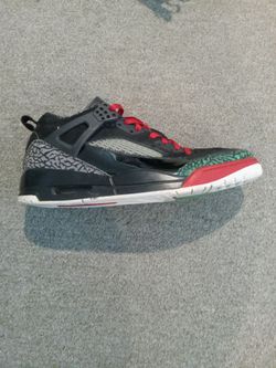 Men's Jordan's