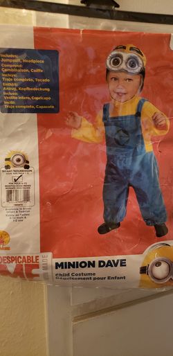 Minion costume 5$