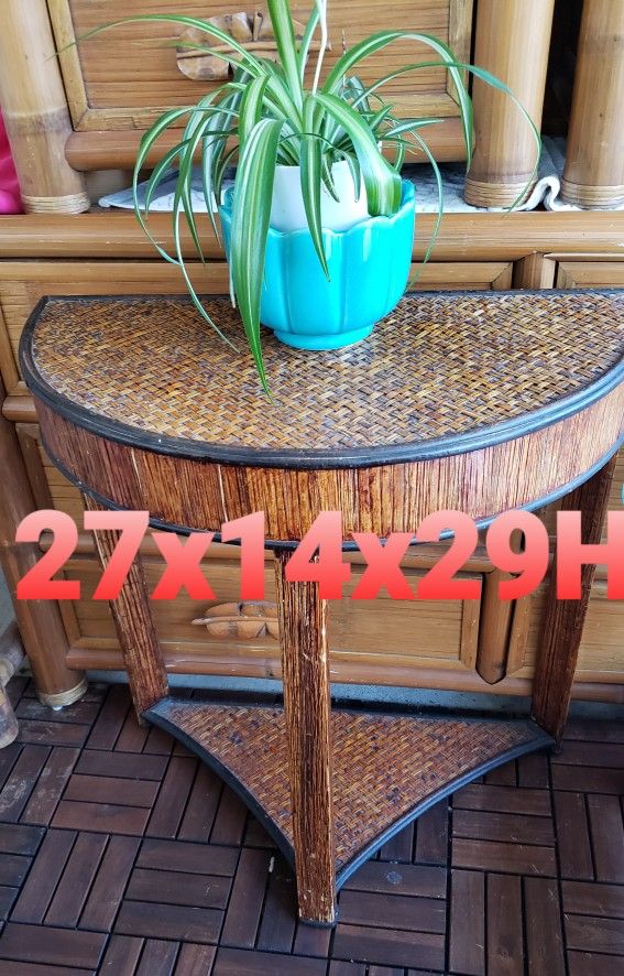 Rattan wicker half moon console table 27x14x29"H for Sale in Boynton Beach, FL OfferUp
