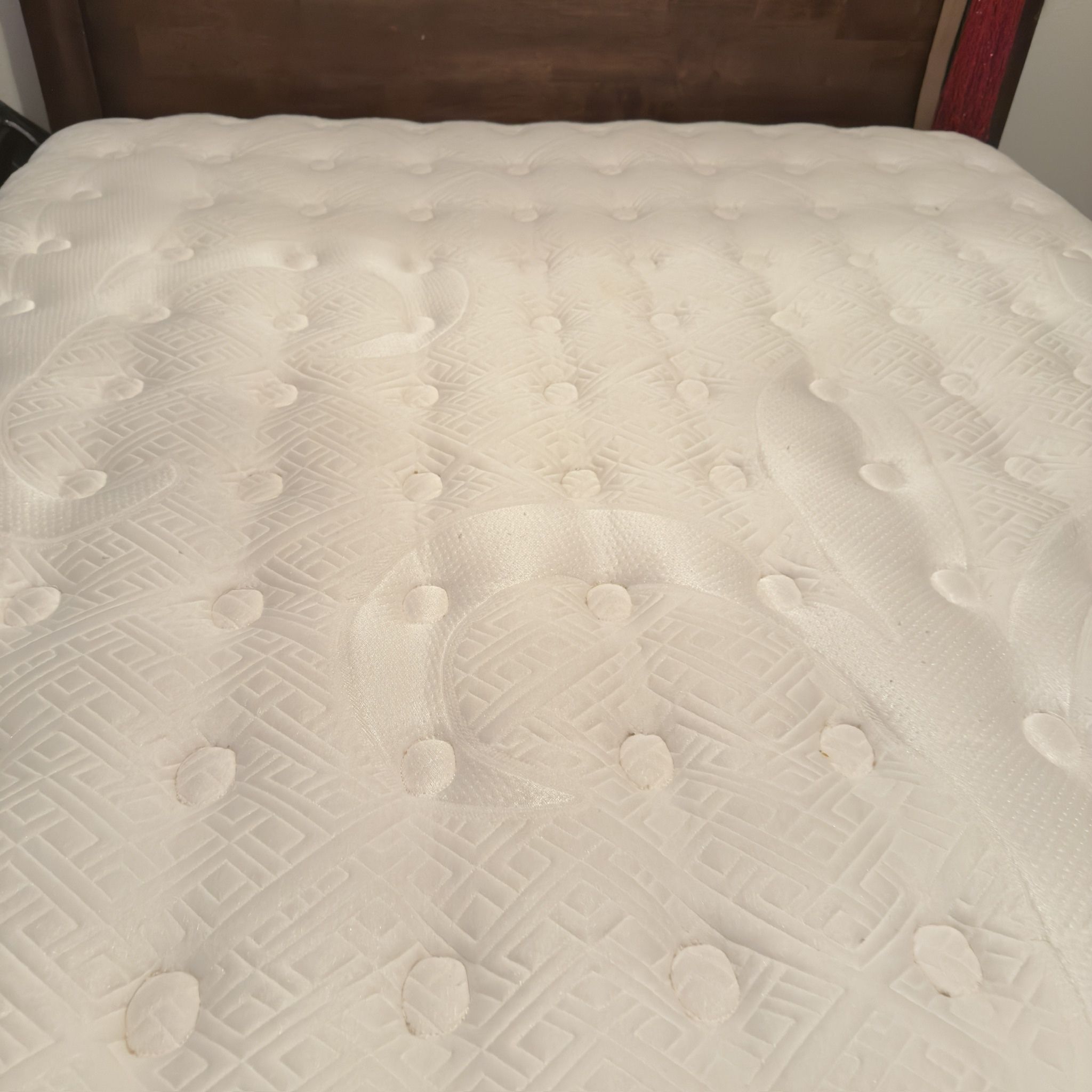 Queen Mattress And Box Spring